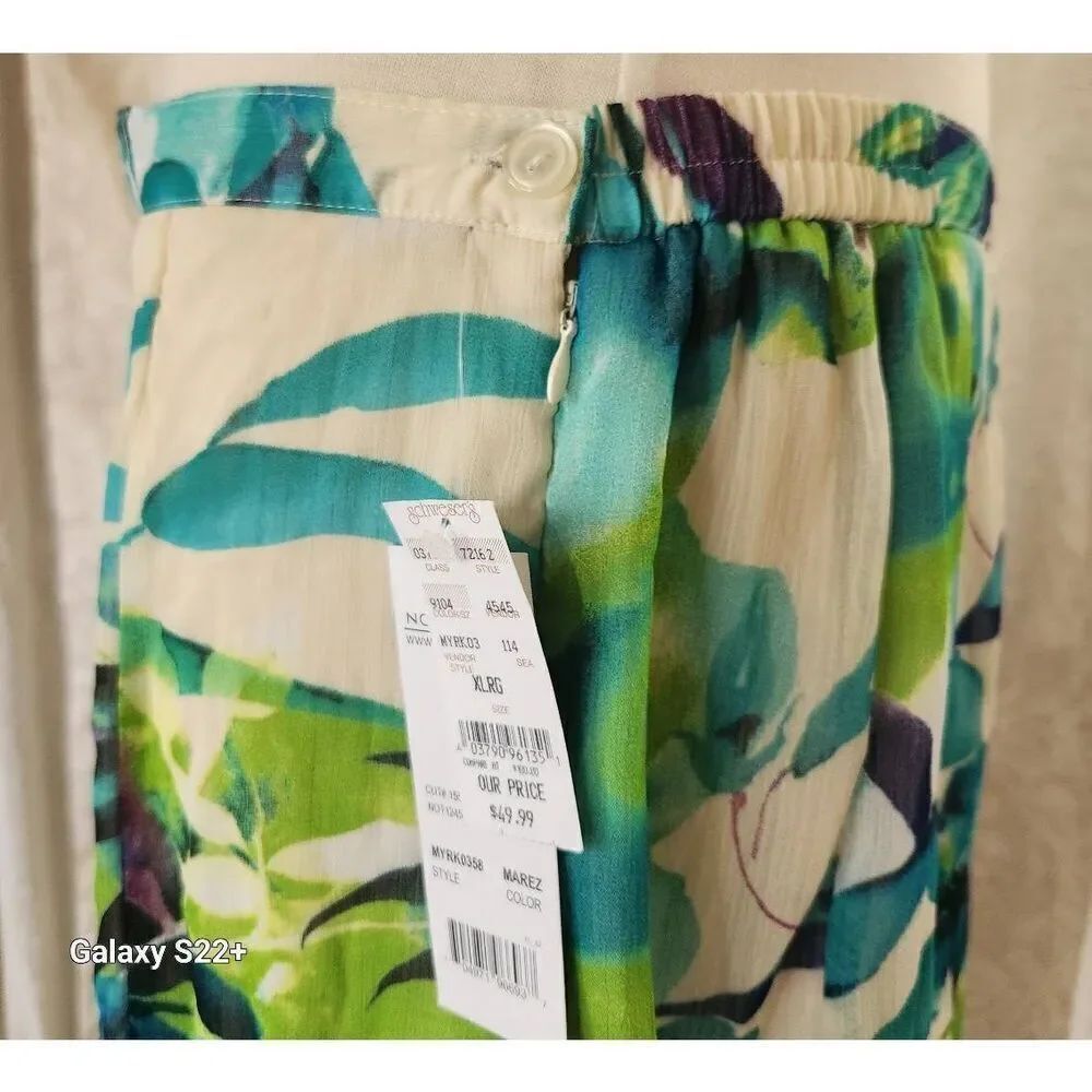 K27 Notations floral skirt, shear lined fit and flare NWT - Picture 2 of 7